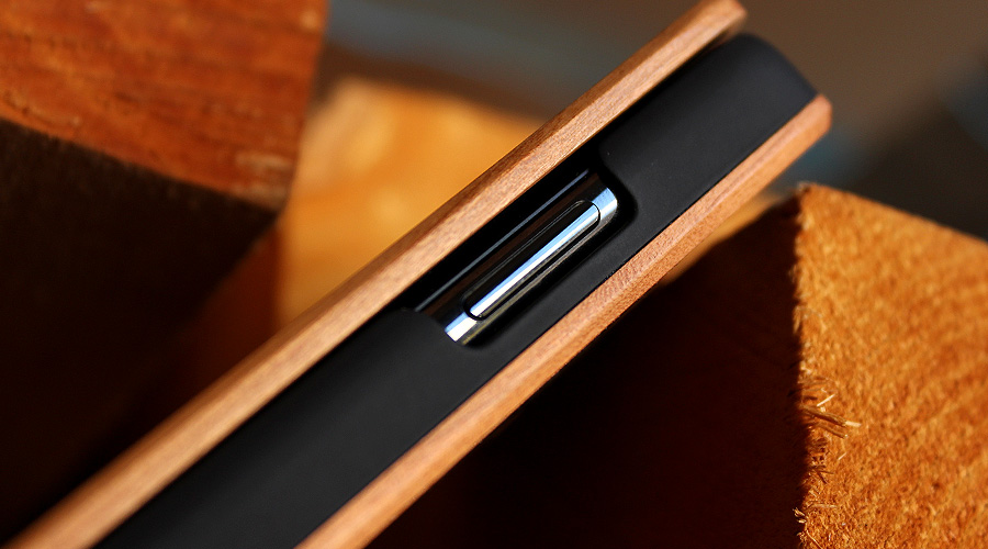 iPhone XS Max用 手帳型木製アイフォンケース