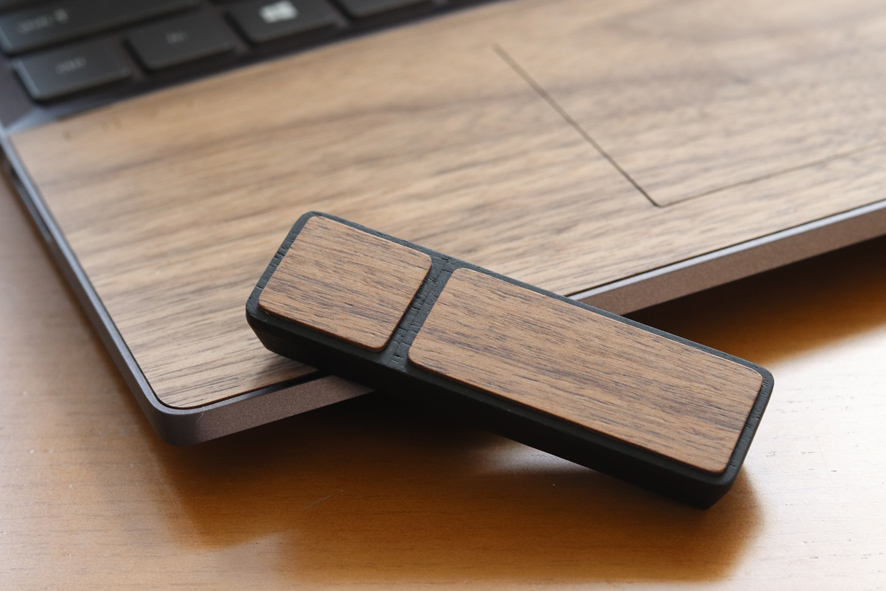 HP #ENVYx360 13 Wood Edition　木製USBメモリ