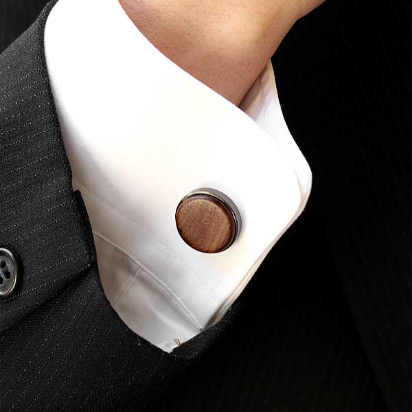 「CUFF LINKS」本物の木を組み合わせたおしゃれな木製カフス（カフリンクス）