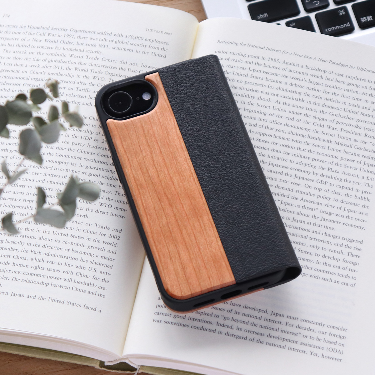 iPhone 16e FLIPCASE